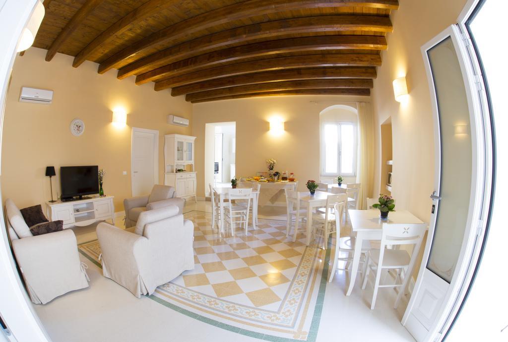 B&B Monsignore Vieste Buitenkant foto